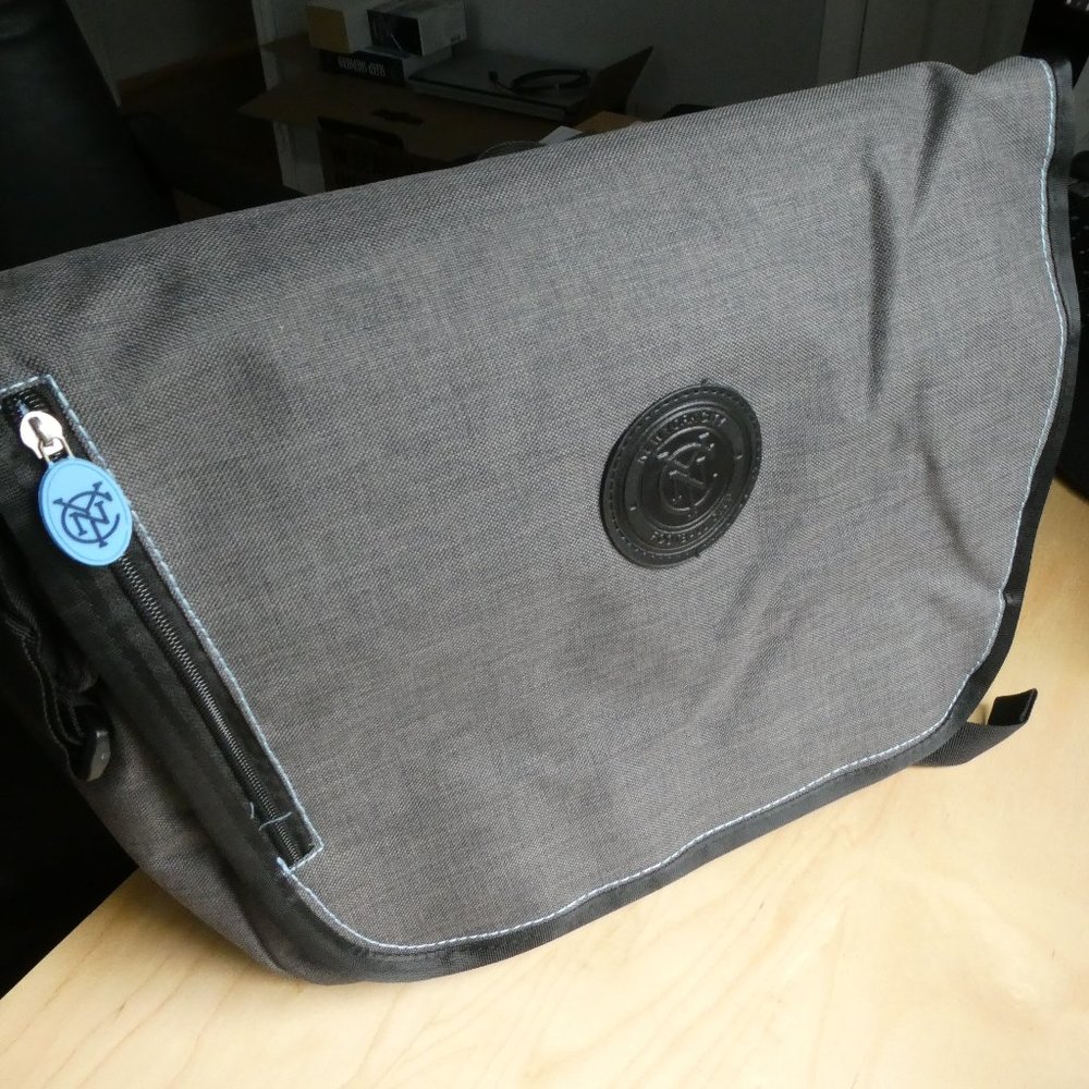 New York City FC / NYCFC Messenger Bag RARE (NEW)